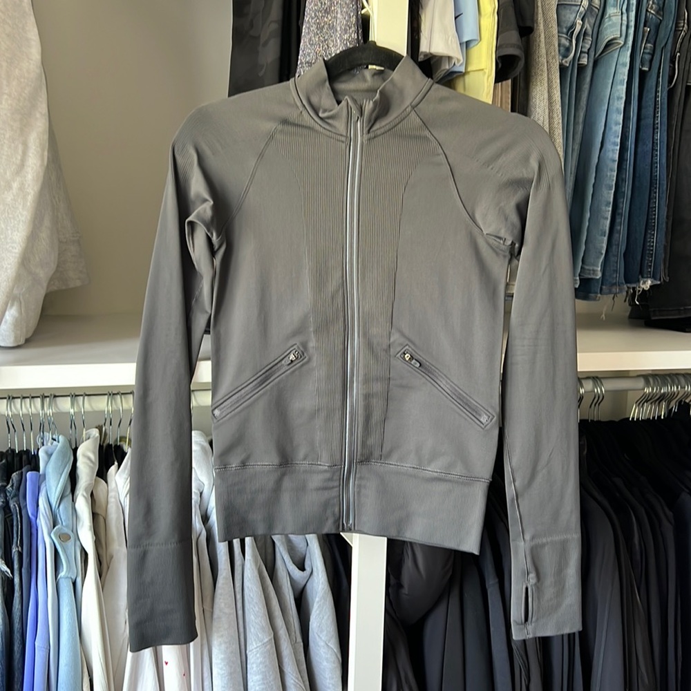 Lululemon Open Stride Run Bomber
